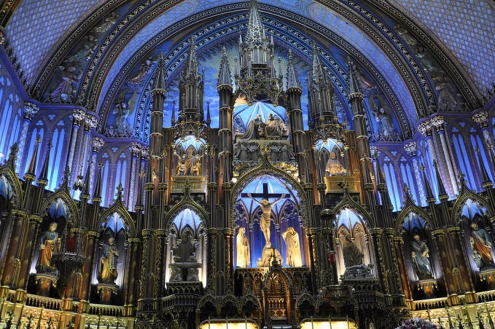 Notre-Dame-Basilica-Montreal.jpg