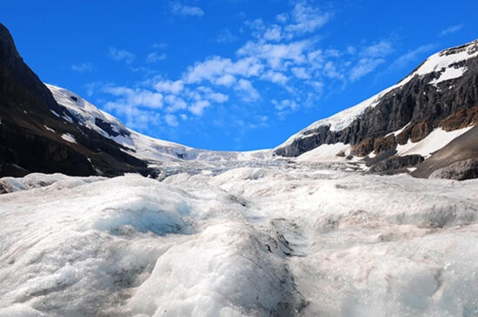 RS-Athabasca-Glacier-shutterstock_90503608.jpg