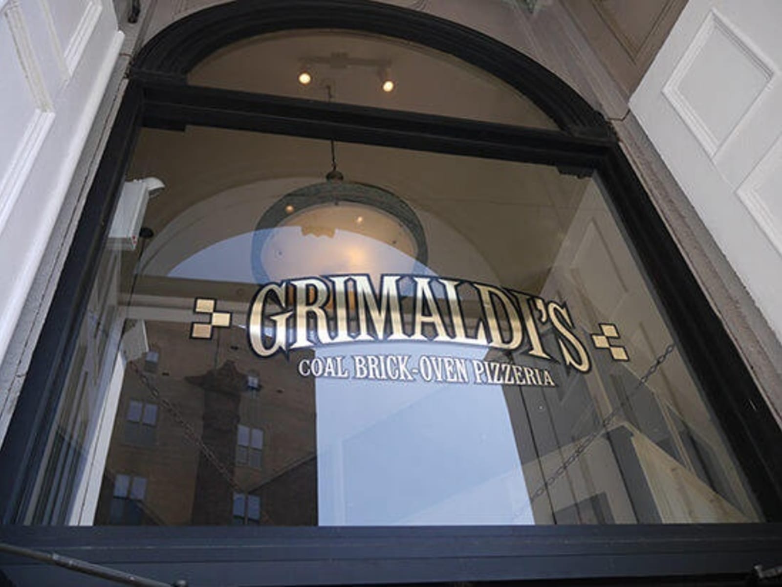 RS-Grimaldis-sign.jpg