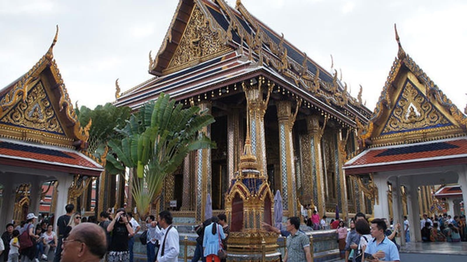 grand-palace-bangkok_0.jpg