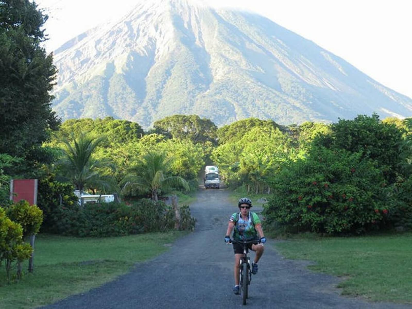 rs-andrea-bolanos-costa-rica-cycling.jpg
