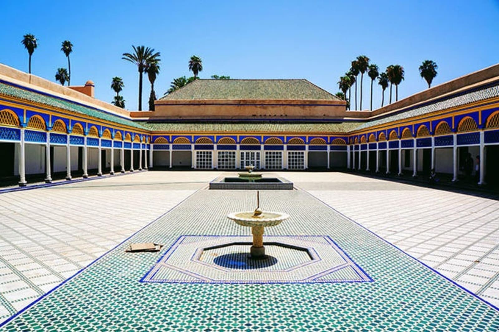 rs-bahia-palace-marrakech-shutterstock_723152365.jpg