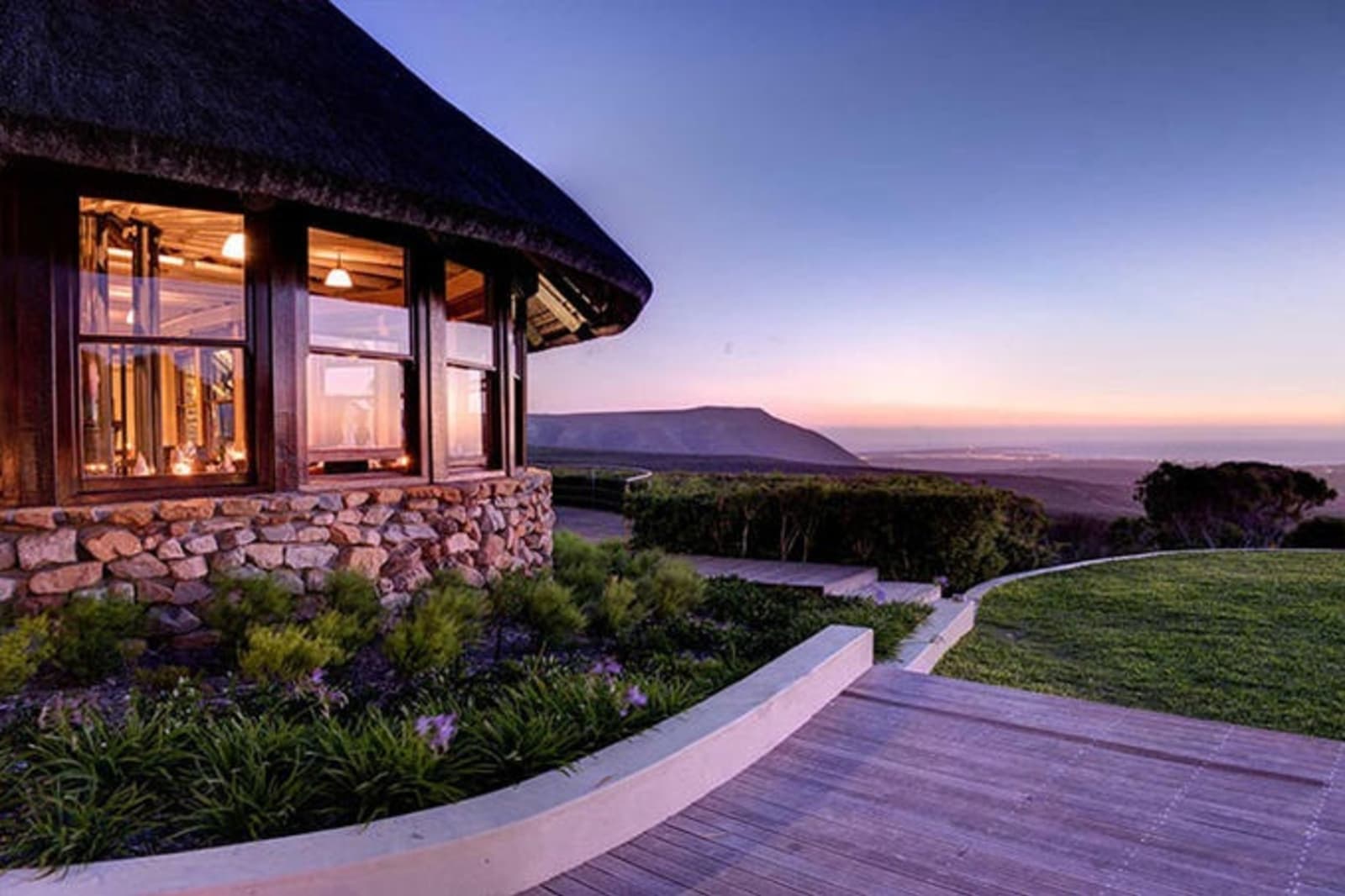 rs-grootbos-south-africa-garden-lodge-exterior.adapt_.945.2.jpg