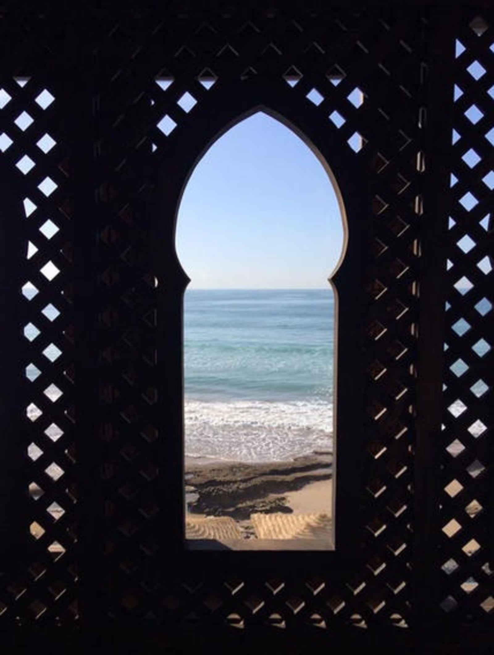 rs-morocco-beach-window.jpg
