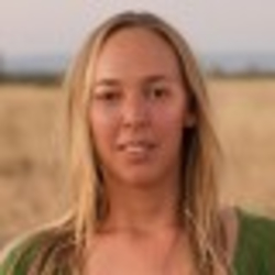 Cayla Dengate