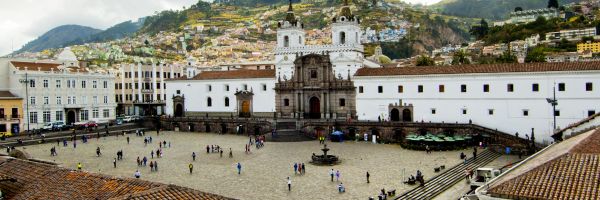 Quito Header Banner